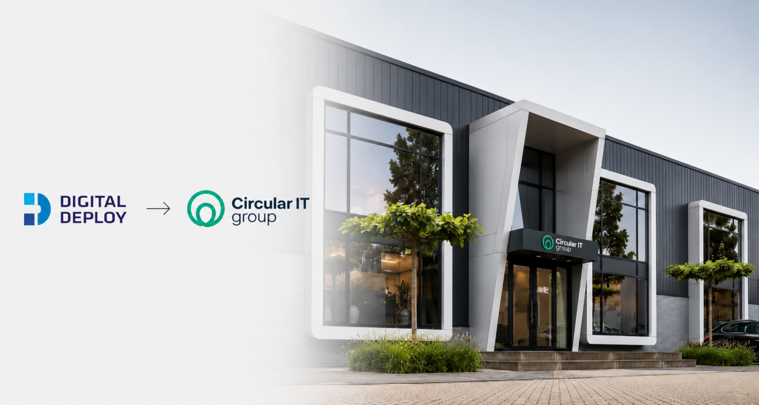 Le logo de Digital Deploy évolue vers Circular IT group devant le siège de l'entreprise, illustrant l'intégration de Digital Deploy au sein de Circular IT group.