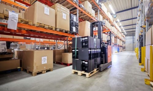 apparatuur ophalen en inladen