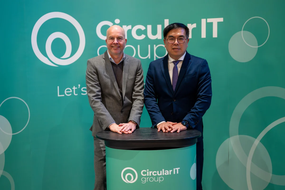 Minister Dr Chi Ming Peng van het Taiwanese Ministerie van Milieu bezoekt Circular IT group samen met CEO Dimitri Wams voor een gesprek over circulaire IT en internationale samenwerking.
