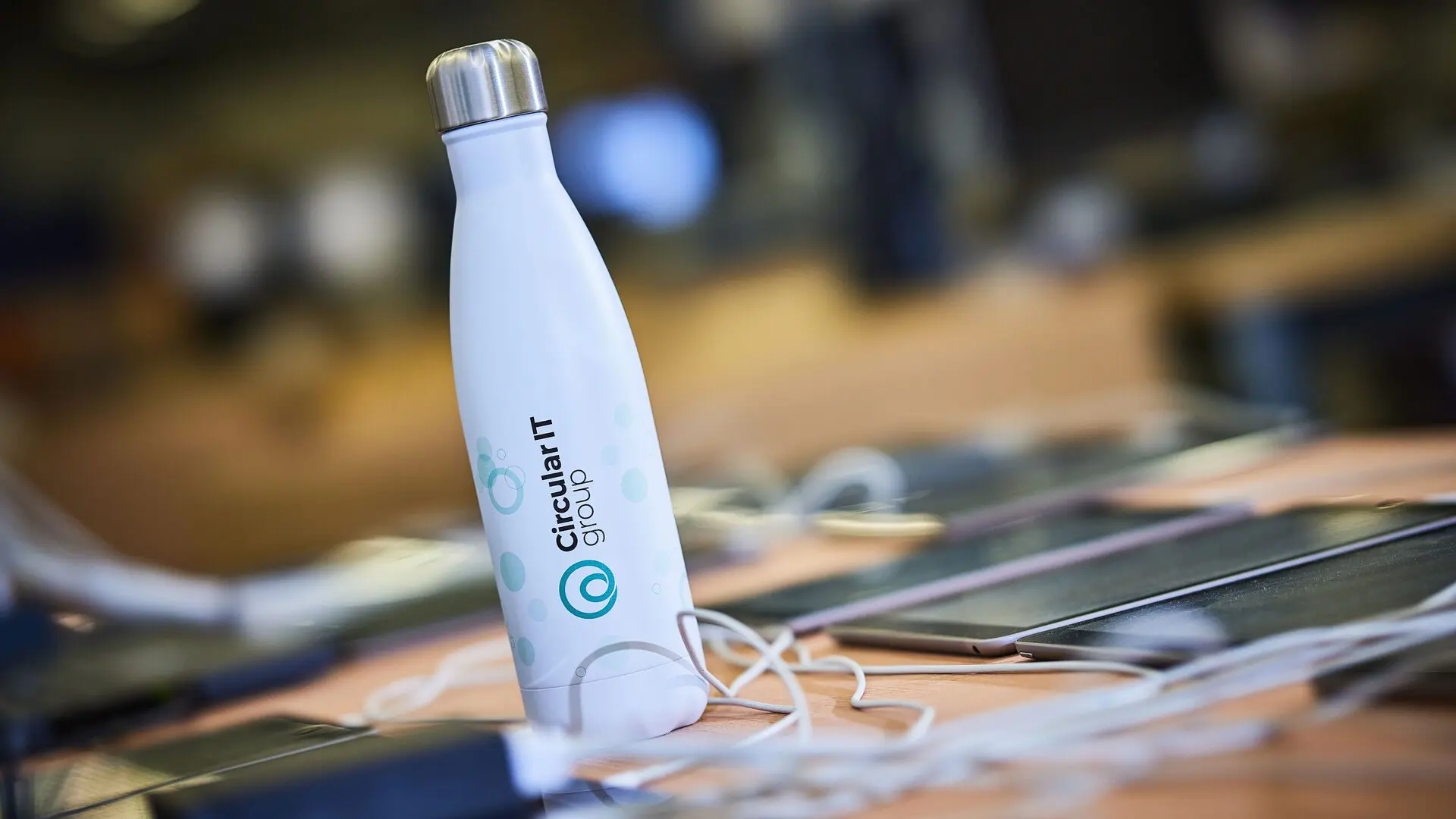 Circular IT group bottle