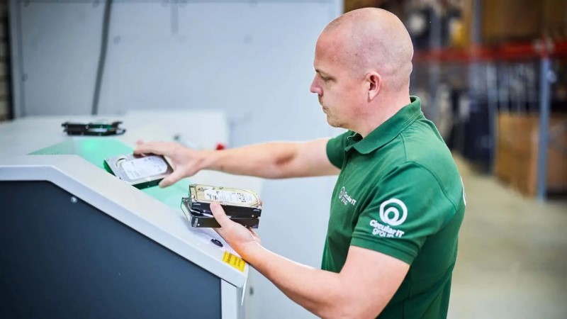 Data destruction on-site